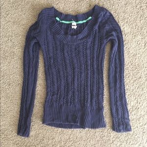 Classic Navy Crewneck Cable-knit Sweater